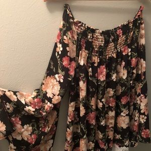 Off the shoulder bell sleeve top